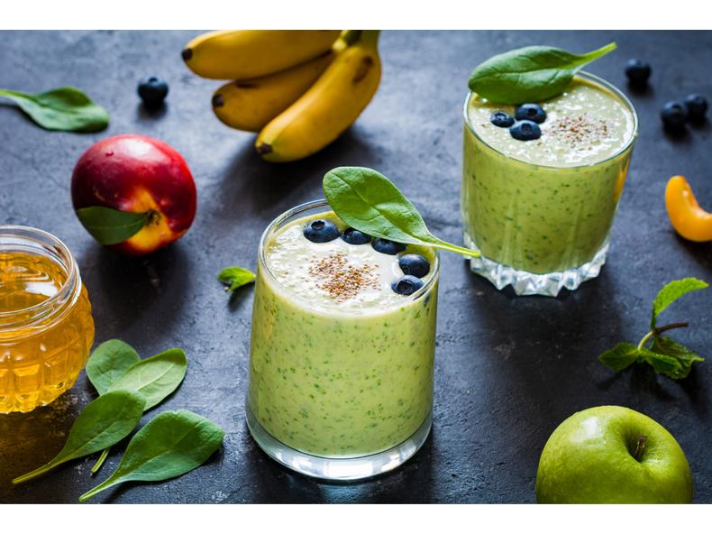 Zöld gyömbéres-őszibarackos smoothie